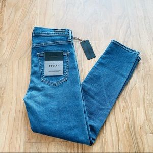 NWT Citizens of Humanity Rocket Crop High Rise